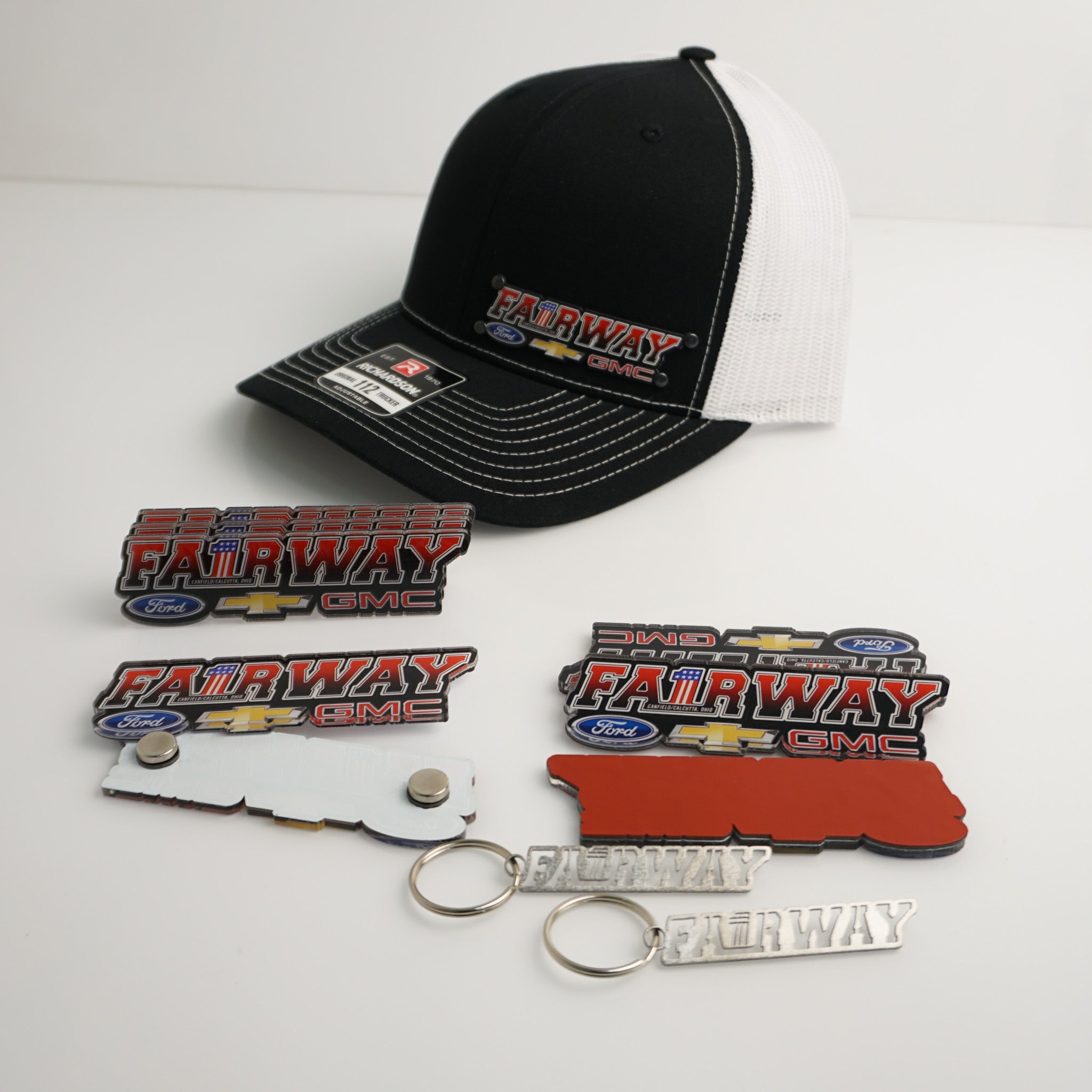 Medium Business Bundle - 25 Full Color Badge Hats, Keychains and Universal Badges Secondary image