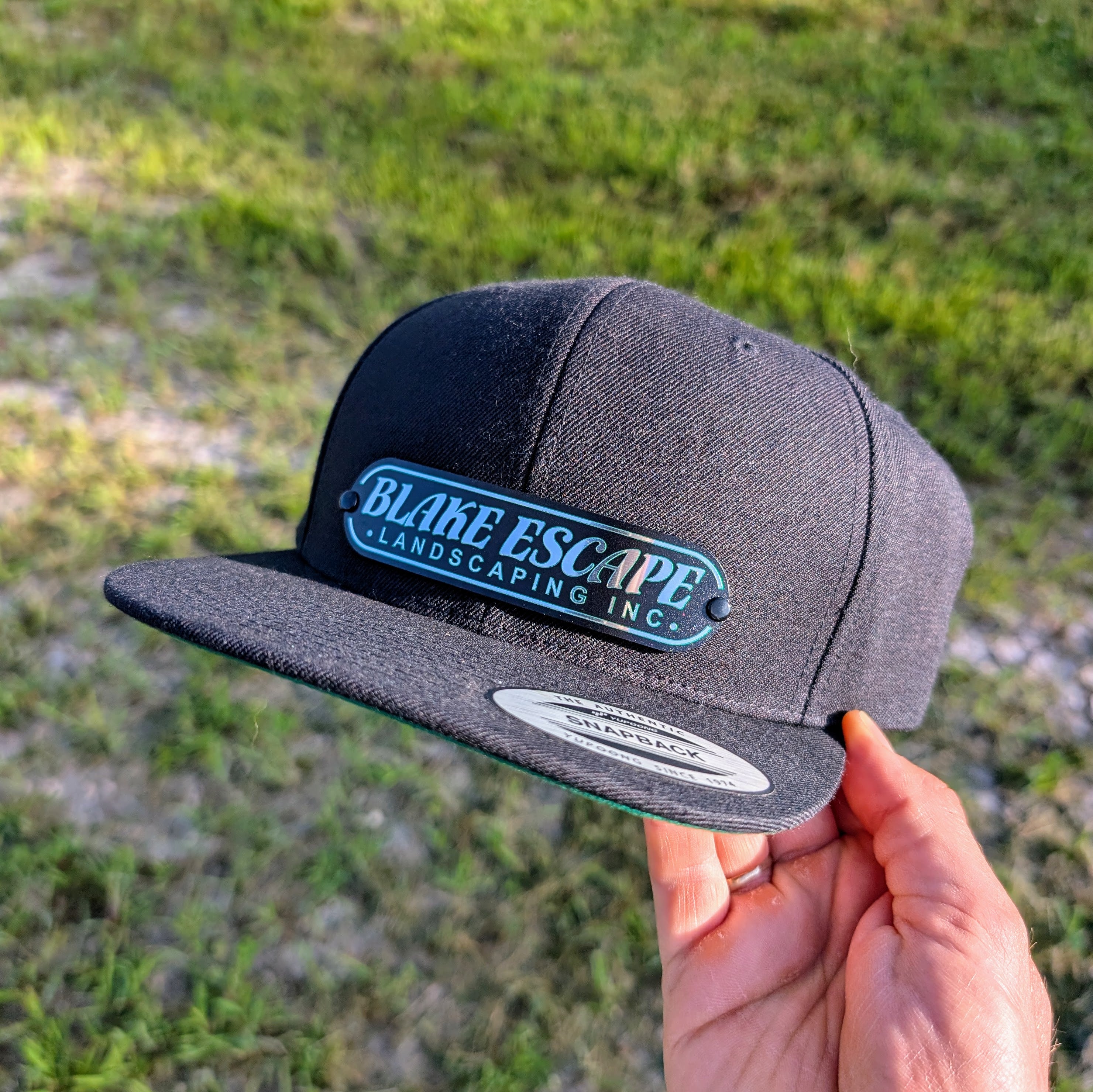 Custom Company Badge Hats With Logo - Mesh Trucker Hat – Full Color Raised Badging - Headgear Hats Imagen principal del producto